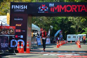 BIB: 2019
                            <button type="button" onclick="openModal(6999944)" class="btn btn-primary btn-sm float-right btn-popup" data-toggle="modal" data-target=".modal-high-quality">
                        <i class="fas fa-shopping-cart"></i> Add to Cart
                    </button>
                                            <button type="button" onclick="isThisMe(6999944, true)" class="btn btn-success btn-sm float-right btn-popup btn-isme hidden" data-toggle="tooltip" data-placement="bottom" title="นี่คือรูปของคุณใช่ไหม คลิกที่นี่เพื่อเอาเข้าอัลบั้ม">
                        <i class="fas fa-plus"></i> Add to album
                    </button>
                    <button type="button" onclick="isThisMe(6999944, false)" class="btn btn-warning btn-sm float-right btn-popup btn-isnotme hidden">
                        <i class="fas fa-ban"></i> Remove from album
                    </button>