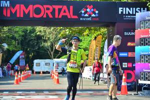 BIB: 1700
                            <button type="button" onclick="openModal(7008273)" class="btn btn-primary btn-sm float-right btn-popup" data-toggle="modal" data-target=".modal-high-quality">
                        <i class="fas fa-shopping-cart"></i> Add to Cart
                    </button>
                                            <button type="button" onclick="isThisMe(7008273, true)" class="btn btn-success btn-sm float-right btn-popup btn-isme hidden" data-toggle="tooltip" data-placement="bottom" title="นี่คือรูปของคุณใช่ไหม คลิกที่นี่เพื่อเอาเข้าอัลบั้ม">
                        <i class="fas fa-plus"></i> Add to album
                    </button>
                    <button type="button" onclick="isThisMe(7008273, false)" class="btn btn-warning btn-sm float-right btn-popup btn-isnotme hidden">
                        <i class="fas fa-ban"></i> Remove from album
                    </button>