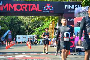 BIB: 1490
                            <button type="button" onclick="openModal(7005710)" class="btn btn-primary btn-sm float-right btn-popup" data-toggle="modal" data-target=".modal-high-quality">
                        <i class="fas fa-shopping-cart"></i> Add to Cart
                    </button>
                                            <button type="button" onclick="isThisMe(7005710, true)" class="btn btn-success btn-sm float-right btn-popup btn-isme hidden" data-toggle="tooltip" data-placement="bottom" title="นี่คือรูปของคุณใช่ไหม คลิกที่นี่เพื่อเอาเข้าอัลบั้ม">
                        <i class="fas fa-plus"></i> Add to album
                    </button>
                    <button type="button" onclick="isThisMe(7005710, false)" class="btn btn-warning btn-sm float-right btn-popup btn-isnotme hidden">
                        <i class="fas fa-ban"></i> Remove from album
                    </button>