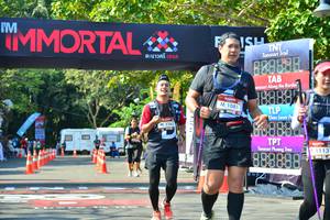 BIB: 1081, 1763, 1113, 888888
                            <button type="button" onclick="openModal(7007286)" class="btn btn-primary btn-sm float-right btn-popup" data-toggle="modal" data-target=".modal-high-quality">
                        <i class="fas fa-shopping-cart"></i> Add to Cart
                    </button>
                                            <button type="button" onclick="isThisMe(7007286, true)" class="btn btn-success btn-sm float-right btn-popup btn-isme hidden" data-toggle="tooltip" data-placement="bottom" title="นี่คือรูปของคุณใช่ไหม คลิกที่นี่เพื่อเอาเข้าอัลบั้ม">
                        <i class="fas fa-plus"></i> Add to album
                    </button>
                    <button type="button" onclick="isThisMe(7007286, false)" class="btn btn-warning btn-sm float-right btn-popup btn-isnotme hidden">
                        <i class="fas fa-ban"></i> Remove from album
                    </button>