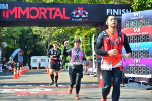 BIB: 1500, 1733, 883888
                            <button type="button" onclick="openModal(7007619)" class="btn btn-primary btn-sm float-right btn-popup" data-toggle="modal" data-target=".modal-high-quality">
                        <i class="fas fa-shopping-cart"></i> Add to Cart
                    </button>
                                            <button type="button" onclick="isThisMe(7007619, true)" class="btn btn-success btn-sm float-right btn-popup btn-isme hidden" data-toggle="tooltip" data-placement="bottom" title="นี่คือรูปของคุณใช่ไหม คลิกที่นี่เพื่อเอาเข้าอัลบั้ม">
                        <i class="fas fa-plus"></i> Add to album
                    </button>
                    <button type="button" onclick="isThisMe(7007619, false)" class="btn btn-warning btn-sm float-right btn-popup btn-isnotme hidden">
                        <i class="fas fa-ban"></i> Remove from album
                    </button>