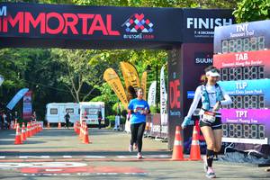 BIB: 888888
                            <button type="button" onclick="openModal(7003661)" class="btn btn-primary btn-sm float-right btn-popup" data-toggle="modal" data-target=".modal-high-quality">
                        <i class="fas fa-shopping-cart"></i> Add to Cart
                    </button>
                                            <button type="button" onclick="isThisMe(7003661, true)" class="btn btn-success btn-sm float-right btn-popup btn-isme hidden" data-toggle="tooltip" data-placement="bottom" title="นี่คือรูปของคุณใช่ไหม คลิกที่นี่เพื่อเอาเข้าอัลบั้ม">
                        <i class="fas fa-plus"></i> Add to album
                    </button>
                    <button type="button" onclick="isThisMe(7003661, false)" class="btn btn-warning btn-sm float-right btn-popup btn-isnotme hidden">
                        <i class="fas fa-ban"></i> Remove from album
                    </button>