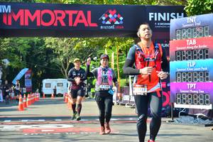 BIB: 1508, 1733, 888888
                            <button type="button" onclick="openModal(7007612)" class="btn btn-primary btn-sm float-right btn-popup" data-toggle="modal" data-target=".modal-high-quality">
                        <i class="fas fa-shopping-cart"></i> Add to Cart
                    </button>
                                            <button type="button" onclick="isThisMe(7007612, true)" class="btn btn-success btn-sm float-right btn-popup btn-isme hidden" data-toggle="tooltip" data-placement="bottom" title="นี่คือรูปของคุณใช่ไหม คลิกที่นี่เพื่อเอาเข้าอัลบั้ม">
                        <i class="fas fa-plus"></i> Add to album
                    </button>
                    <button type="button" onclick="isThisMe(7007612, false)" class="btn btn-warning btn-sm float-right btn-popup btn-isnotme hidden">
                        <i class="fas fa-ban"></i> Remove from album
                    </button>