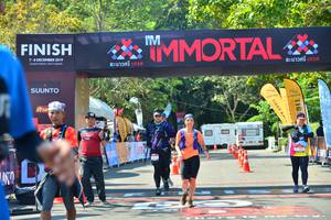 BIB: 2019
                            <button type="button" onclick="openModal(6995407)" class="btn btn-primary btn-sm float-right btn-popup" data-toggle="modal" data-target=".modal-high-quality">
                        <i class="fas fa-shopping-cart"></i> Add to Cart
                    </button>
                                            <button type="button" onclick="isThisMe(6995407, true)" class="btn btn-success btn-sm float-right btn-popup btn-isme hidden" data-toggle="tooltip" data-placement="bottom" title="นี่คือรูปของคุณใช่ไหม คลิกที่นี่เพื่อเอาเข้าอัลบั้ม">
                        <i class="fas fa-plus"></i> Add to album
                    </button>
                    <button type="button" onclick="isThisMe(6995407, false)" class="btn btn-warning btn-sm float-right btn-popup btn-isnotme hidden">
                        <i class="fas fa-ban"></i> Remove from album
                    </button>