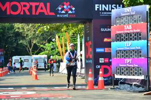 BIB: 8898, 8888
                            <button type="button" onclick="openModal(7006182)" class="btn btn-primary btn-sm float-right btn-popup" data-toggle="modal" data-target=".modal-high-quality">
                        <i class="fas fa-shopping-cart"></i> Add to Cart
                    </button>
                                            <button type="button" onclick="isThisMe(7006182, true)" class="btn btn-success btn-sm float-right btn-popup btn-isme hidden" data-toggle="tooltip" data-placement="bottom" title="นี่คือรูปของคุณใช่ไหม คลิกที่นี่เพื่อเอาเข้าอัลบั้ม">
                        <i class="fas fa-plus"></i> Add to album
                    </button>
                    <button type="button" onclick="isThisMe(7006182, false)" class="btn btn-warning btn-sm float-right btn-popup btn-isnotme hidden">
                        <i class="fas fa-ban"></i> Remove from album
                    </button>