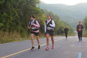 BIB: 2703, 9813
                            <button type="button" onclick="openModal(6889280)" class="btn btn-primary btn-sm float-right btn-popup" data-toggle="modal" data-target=".modal-high-quality">
                        <i class="fas fa-shopping-cart"></i> Add to Cart
                    </button>
                                            <button type="button" onclick="isThisMe(6889280, true)" class="btn btn-success btn-sm float-right btn-popup btn-isme hidden" data-toggle="tooltip" data-placement="bottom" title="นี่คือรูปของคุณใช่ไหม คลิกที่นี่เพื่อเอาเข้าอัลบั้ม">
                        <i class="fas fa-plus"></i> Add to album
                    </button>
                    <button type="button" onclick="isThisMe(6889280, false)" class="btn btn-warning btn-sm float-right btn-popup btn-isnotme hidden">
                        <i class="fas fa-ban"></i> Remove from album
                    </button>