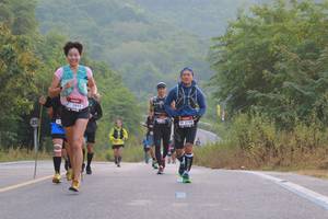 BIB: 2895, 278
                            <button type="button" onclick="openModal(6886455)" class="btn btn-primary btn-sm float-right btn-popup" data-toggle="modal" data-target=".modal-high-quality">
                        <i class="fas fa-shopping-cart"></i> Add to Cart
                    </button>
                                            <button type="button" onclick="isThisMe(6886455, true)" class="btn btn-success btn-sm float-right btn-popup btn-isme hidden" data-toggle="tooltip" data-placement="bottom" title="นี่คือรูปของคุณใช่ไหม คลิกที่นี่เพื่อเอาเข้าอัลบั้ม">
                        <i class="fas fa-plus"></i> Add to album
                    </button>
                    <button type="button" onclick="isThisMe(6886455, false)" class="btn btn-warning btn-sm float-right btn-popup btn-isnotme hidden">
                        <i class="fas fa-ban"></i> Remove from album
                    </button>