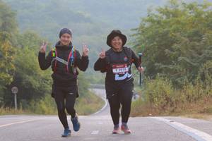 BIB: 2018
                            <button type="button" onclick="openModal(6889361)" class="btn btn-primary btn-sm float-right btn-popup" data-toggle="modal" data-target=".modal-high-quality">
                        <i class="fas fa-shopping-cart"></i> Add to Cart
                    </button>
                                            <button type="button" onclick="isThisMe(6889361, true)" class="btn btn-success btn-sm float-right btn-popup btn-isme hidden" data-toggle="tooltip" data-placement="bottom" title="นี่คือรูปของคุณใช่ไหม คลิกที่นี่เพื่อเอาเข้าอัลบั้ม">
                        <i class="fas fa-plus"></i> Add to album
                    </button>
                    <button type="button" onclick="isThisMe(6889361, false)" class="btn btn-warning btn-sm float-right btn-popup btn-isnotme hidden">
                        <i class="fas fa-ban"></i> Remove from album
                    </button>