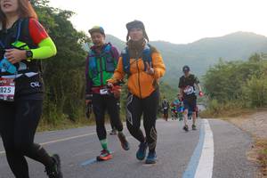 BIB: 825
                            <button type="button" onclick="openModal(6888729)" class="btn btn-primary btn-sm float-right btn-popup" data-toggle="modal" data-target=".modal-high-quality">
                        <i class="fas fa-shopping-cart"></i> Add to Cart
                    </button>
                                            <button type="button" onclick="isThisMe(6888729, true)" class="btn btn-success btn-sm float-right btn-popup btn-isme hidden" data-toggle="tooltip" data-placement="bottom" title="นี่คือรูปของคุณใช่ไหม คลิกที่นี่เพื่อเอาเข้าอัลบั้ม">
                        <i class="fas fa-plus"></i> Add to album
                    </button>
                    <button type="button" onclick="isThisMe(6888729, false)" class="btn btn-warning btn-sm float-right btn-popup btn-isnotme hidden">
                        <i class="fas fa-ban"></i> Remove from album
                    </button>