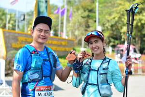 BIB: 4780
                            <button type="button" onclick="openModal(6957964)" class="btn btn-primary btn-sm float-right btn-popup" data-toggle="modal" data-target=".modal-high-quality">
                        <i class="fas fa-shopping-cart"></i> Add to Cart
                    </button>
                                            <button type="button" onclick="isThisMe(6957964, true)" class="btn btn-success btn-sm float-right btn-popup btn-isme hidden" data-toggle="tooltip" data-placement="bottom" title="นี่คือรูปของคุณใช่ไหม คลิกที่นี่เพื่อเอาเข้าอัลบั้ม">
                        <i class="fas fa-plus"></i> Add to album
                    </button>
                    <button type="button" onclick="isThisMe(6957964, false)" class="btn btn-warning btn-sm float-right btn-popup btn-isnotme hidden">
                        <i class="fas fa-ban"></i> Remove from album
                    </button>