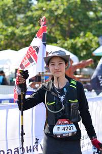 BIB: 4202
                            <button type="button" onclick="openModal(6958871)" class="btn btn-primary btn-sm float-right btn-popup" data-toggle="modal" data-target=".modal-high-quality">
                        <i class="fas fa-shopping-cart"></i> Add to Cart
                    </button>
                                            <button type="button" onclick="isThisMe(6958871, true)" class="btn btn-success btn-sm float-right btn-popup btn-isme hidden" data-toggle="tooltip" data-placement="bottom" title="นี่คือรูปของคุณใช่ไหม คลิกที่นี่เพื่อเอาเข้าอัลบั้ม">
                        <i class="fas fa-plus"></i> Add to album
                    </button>
                    <button type="button" onclick="isThisMe(6958871, false)" class="btn btn-warning btn-sm float-right btn-popup btn-isnotme hidden">
                        <i class="fas fa-ban"></i> Remove from album
                    </button>