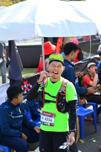 BIB: 4356
                            <button type="button" onclick="openModal(6962509)" class="btn btn-primary btn-sm float-right btn-popup" data-toggle="modal" data-target=".modal-high-quality">
                        <i class="fas fa-shopping-cart"></i> Add to Cart
                    </button>
                                            <button type="button" onclick="isThisMe(6962509, true)" class="btn btn-success btn-sm float-right btn-popup btn-isme hidden" data-toggle="tooltip" data-placement="bottom" title="นี่คือรูปของคุณใช่ไหม คลิกที่นี่เพื่อเอาเข้าอัลบั้ม">
                        <i class="fas fa-plus"></i> Add to album
                    </button>
                    <button type="button" onclick="isThisMe(6962509, false)" class="btn btn-warning btn-sm float-right btn-popup btn-isnotme hidden">
                        <i class="fas fa-ban"></i> Remove from album
                    </button>