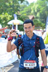 BIB: 4209
                            <button type="button" onclick="openModal(6958961)" class="btn btn-primary btn-sm float-right btn-popup" data-toggle="modal" data-target=".modal-high-quality">
                        <i class="fas fa-shopping-cart"></i> Add to Cart
                    </button>
                                            <button type="button" onclick="isThisMe(6958961, true)" class="btn btn-success btn-sm float-right btn-popup btn-isme hidden" data-toggle="tooltip" data-placement="bottom" title="นี่คือรูปของคุณใช่ไหม คลิกที่นี่เพื่อเอาเข้าอัลบั้ม">
                        <i class="fas fa-plus"></i> Add to album
                    </button>
                    <button type="button" onclick="isThisMe(6958961, false)" class="btn btn-warning btn-sm float-right btn-popup btn-isnotme hidden">
                        <i class="fas fa-ban"></i> Remove from album
                    </button>