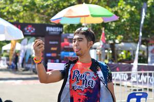 BIB: 
                            <button type="button" onclick="openModal(6958038)" class="btn btn-primary btn-sm float-right btn-popup" data-toggle="modal" data-target=".modal-high-quality">
                        <i class="fas fa-shopping-cart"></i> Add to Cart
                    </button>
                                            <button type="button" onclick="isThisMe(6958038, true)" class="btn btn-success btn-sm float-right btn-popup btn-isme hidden" data-toggle="tooltip" data-placement="bottom" title="นี่คือรูปของคุณใช่ไหม คลิกที่นี่เพื่อเอาเข้าอัลบั้ม">
                        <i class="fas fa-plus"></i> Add to album
                    </button>
                    <button type="button" onclick="isThisMe(6958038, false)" class="btn btn-warning btn-sm float-right btn-popup btn-isnotme hidden">
                        <i class="fas fa-ban"></i> Remove from album
                    </button>