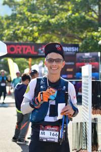 BIB: 166
                            <button type="button" onclick="openModal(6965920)" class="btn btn-primary btn-sm float-right btn-popup" data-toggle="modal" data-target=".modal-high-quality">
                        <i class="fas fa-shopping-cart"></i> Add to Cart
                    </button>
                                            <button type="button" onclick="isThisMe(6965920, true)" class="btn btn-success btn-sm float-right btn-popup btn-isme hidden" data-toggle="tooltip" data-placement="bottom" title="นี่คือรูปของคุณใช่ไหม คลิกที่นี่เพื่อเอาเข้าอัลบั้ม">
                        <i class="fas fa-plus"></i> Add to album
                    </button>
                    <button type="button" onclick="isThisMe(6965920, false)" class="btn btn-warning btn-sm float-right btn-popup btn-isnotme hidden">
                        <i class="fas fa-ban"></i> Remove from album
                    </button>