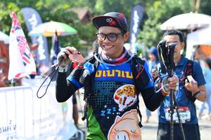 BIB: 209, 
                            <button type="button" onclick="openModal(6958933)" class="btn btn-primary btn-sm float-right btn-popup" data-toggle="modal" data-target=".modal-high-quality">
                        <i class="fas fa-shopping-cart"></i> Add to Cart
                    </button>
                                            <button type="button" onclick="isThisMe(6958933, true)" class="btn btn-success btn-sm float-right btn-popup btn-isme hidden" data-toggle="tooltip" data-placement="bottom" title="นี่คือรูปของคุณใช่ไหม คลิกที่นี่เพื่อเอาเข้าอัลบั้ม">
                        <i class="fas fa-plus"></i> Add to album
                    </button>
                    <button type="button" onclick="isThisMe(6958933, false)" class="btn btn-warning btn-sm float-right btn-popup btn-isnotme hidden">
                        <i class="fas fa-ban"></i> Remove from album
                    </button>