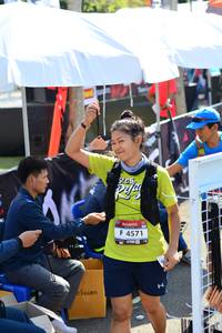 BIB: 4571
                            <button type="button" onclick="openModal(6962131)" class="btn btn-primary btn-sm float-right btn-popup" data-toggle="modal" data-target=".modal-high-quality">
                        <i class="fas fa-shopping-cart"></i> Add to Cart
                    </button>
                                            <button type="button" onclick="isThisMe(6962131, true)" class="btn btn-success btn-sm float-right btn-popup btn-isme hidden" data-toggle="tooltip" data-placement="bottom" title="นี่คือรูปของคุณใช่ไหม คลิกที่นี่เพื่อเอาเข้าอัลบั้ม">
                        <i class="fas fa-plus"></i> Add to album
                    </button>
                    <button type="button" onclick="isThisMe(6962131, false)" class="btn btn-warning btn-sm float-right btn-popup btn-isnotme hidden">
                        <i class="fas fa-ban"></i> Remove from album
                    </button>