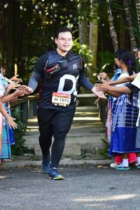 BIB: 1074
                            <button type="button" onclick="openModal(7052212)" class="btn btn-primary btn-sm float-right btn-popup" data-toggle="modal" data-target=".modal-high-quality">
                        <i class="fas fa-shopping-cart"></i> Add to Cart
                    </button>
                                            <button type="button" onclick="isThisMe(7052212, true)" class="btn btn-success btn-sm float-right btn-popup btn-isme hidden" data-toggle="tooltip" data-placement="bottom" title="นี่คือรูปของคุณใช่ไหม คลิกที่นี่เพื่อเอาเข้าอัลบั้ม">
                        <i class="fas fa-plus"></i> Add to album
                    </button>
                    <button type="button" onclick="isThisMe(7052212, false)" class="btn btn-warning btn-sm float-right btn-popup btn-isnotme hidden">
                        <i class="fas fa-ban"></i> Remove from album
                    </button>