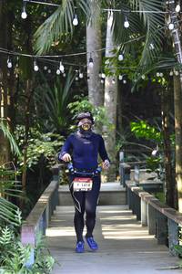 BIB: 1418
                            <button type="button" onclick="openModal(7011109)" class="btn btn-primary btn-sm float-right btn-popup" data-toggle="modal" data-target=".modal-high-quality">
                        <i class="fas fa-shopping-cart"></i> Add to Cart
                    </button>
                                            <button type="button" onclick="isThisMe(7011109, true)" class="btn btn-success btn-sm float-right btn-popup btn-isme hidden" data-toggle="tooltip" data-placement="bottom" title="นี่คือรูปของคุณใช่ไหม คลิกที่นี่เพื่อเอาเข้าอัลบั้ม">
                        <i class="fas fa-plus"></i> Add to album
                    </button>
                    <button type="button" onclick="isThisMe(7011109, false)" class="btn btn-warning btn-sm float-right btn-popup btn-isnotme hidden">
                        <i class="fas fa-ban"></i> Remove from album
                    </button>