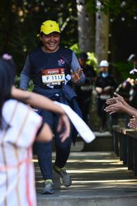 BIB: 1117
                            <button type="button" onclick="openModal(7042853)" class="btn btn-primary btn-sm float-right btn-popup" data-toggle="modal" data-target=".modal-high-quality">
                        <i class="fas fa-shopping-cart"></i> Add to Cart
                    </button>
                                            <button type="button" onclick="isThisMe(7042853, true)" class="btn btn-success btn-sm float-right btn-popup btn-isme hidden" data-toggle="tooltip" data-placement="bottom" title="นี่คือรูปของคุณใช่ไหม คลิกที่นี่เพื่อเอาเข้าอัลบั้ม">
                        <i class="fas fa-plus"></i> Add to album
                    </button>
                    <button type="button" onclick="isThisMe(7042853, false)" class="btn btn-warning btn-sm float-right btn-popup btn-isnotme hidden">
                        <i class="fas fa-ban"></i> Remove from album
                    </button>