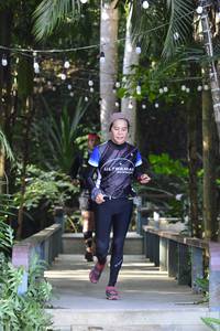 BIB: 
                            <button type="button" onclick="openModal(7012406)" class="btn btn-primary btn-sm float-right btn-popup" data-toggle="modal" data-target=".modal-high-quality">
                        <i class="fas fa-shopping-cart"></i> Add to Cart
                    </button>
                                            <button type="button" onclick="isThisMe(7012406, true)" class="btn btn-success btn-sm float-right btn-popup btn-isme hidden" data-toggle="tooltip" data-placement="bottom" title="นี่คือรูปของคุณใช่ไหม คลิกที่นี่เพื่อเอาเข้าอัลบั้ม">
                        <i class="fas fa-plus"></i> Add to album
                    </button>
                    <button type="button" onclick="isThisMe(7012406, false)" class="btn btn-warning btn-sm float-right btn-popup btn-isnotme hidden">
                        <i class="fas fa-ban"></i> Remove from album
                    </button>