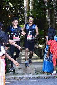 BIB: 2446
                            <button type="button" onclick="openModal(7042842)" class="btn btn-primary btn-sm float-right btn-popup" data-toggle="modal" data-target=".modal-high-quality">
                        <i class="fas fa-shopping-cart"></i> Add to Cart
                    </button>
                                            <button type="button" onclick="isThisMe(7042842, true)" class="btn btn-success btn-sm float-right btn-popup btn-isme hidden" data-toggle="tooltip" data-placement="bottom" title="นี่คือรูปของคุณใช่ไหม คลิกที่นี่เพื่อเอาเข้าอัลบั้ม">
                        <i class="fas fa-plus"></i> Add to album
                    </button>
                    <button type="button" onclick="isThisMe(7042842, false)" class="btn btn-warning btn-sm float-right btn-popup btn-isnotme hidden">
                        <i class="fas fa-ban"></i> Remove from album
                    </button>