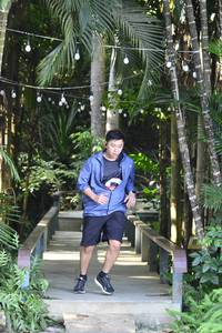 BIB: 
                            <button type="button" onclick="openModal(7010923)" class="btn btn-primary btn-sm float-right btn-popup" data-toggle="modal" data-target=".modal-high-quality">
                        <i class="fas fa-shopping-cart"></i> Add to Cart
                    </button>
                                            <button type="button" onclick="isThisMe(7010923, true)" class="btn btn-success btn-sm float-right btn-popup btn-isme hidden" data-toggle="tooltip" data-placement="bottom" title="นี่คือรูปของคุณใช่ไหม คลิกที่นี่เพื่อเอาเข้าอัลบั้ม">
                        <i class="fas fa-plus"></i> Add to album
                    </button>
                    <button type="button" onclick="isThisMe(7010923, false)" class="btn btn-warning btn-sm float-right btn-popup btn-isnotme hidden">
                        <i class="fas fa-ban"></i> Remove from album
                    </button>