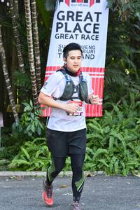 BIB: 082
                            <button type="button" onclick="openModal(7070624)" class="btn btn-primary btn-sm float-right btn-popup" data-toggle="modal" data-target=".modal-high-quality">
                        <i class="fas fa-shopping-cart"></i> Add to Cart
                    </button>
                                            <button type="button" onclick="isThisMe(7070624, true)" class="btn btn-success btn-sm float-right btn-popup btn-isme hidden" data-toggle="tooltip" data-placement="bottom" title="นี่คือรูปของคุณใช่ไหม คลิกที่นี่เพื่อเอาเข้าอัลบั้ม">
                        <i class="fas fa-plus"></i> Add to album
                    </button>
                    <button type="button" onclick="isThisMe(7070624, false)" class="btn btn-warning btn-sm float-right btn-popup btn-isnotme hidden">
                        <i class="fas fa-ban"></i> Remove from album
                    </button>