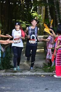 BIB: 1256, 1165
                            <button type="button" onclick="openModal(7026605)" class="btn btn-primary btn-sm float-right btn-popup" data-toggle="modal" data-target=".modal-high-quality">
                        <i class="fas fa-shopping-cart"></i> Add to Cart
                    </button>
                                            <button type="button" onclick="isThisMe(7026605, true)" class="btn btn-success btn-sm float-right btn-popup btn-isme hidden" data-toggle="tooltip" data-placement="bottom" title="นี่คือรูปของคุณใช่ไหม คลิกที่นี่เพื่อเอาเข้าอัลบั้ม">
                        <i class="fas fa-plus"></i> Add to album
                    </button>
                    <button type="button" onclick="isThisMe(7026605, false)" class="btn btn-warning btn-sm float-right btn-popup btn-isnotme hidden">
                        <i class="fas fa-ban"></i> Remove from album
                    </button>