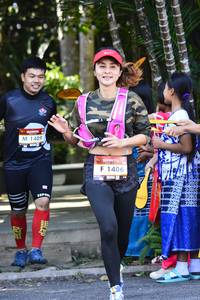 BIB: 1409, 1406, 2122
                            <button type="button" onclick="openModal(7052416)" class="btn btn-primary btn-sm float-right btn-popup" data-toggle="modal" data-target=".modal-high-quality">
                        <i class="fas fa-shopping-cart"></i> Add to Cart
                    </button>
                                            <button type="button" onclick="isThisMe(7052416, true)" class="btn btn-success btn-sm float-right btn-popup btn-isme hidden" data-toggle="tooltip" data-placement="bottom" title="นี่คือรูปของคุณใช่ไหม คลิกที่นี่เพื่อเอาเข้าอัลบั้ม">
                        <i class="fas fa-plus"></i> Add to album
                    </button>
                    <button type="button" onclick="isThisMe(7052416, false)" class="btn btn-warning btn-sm float-right btn-popup btn-isnotme hidden">
                        <i class="fas fa-ban"></i> Remove from album
                    </button>