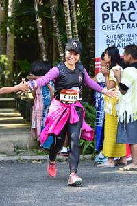 BIB: 1410
                            <button type="button" onclick="openModal(7043030)" class="btn btn-primary btn-sm float-right btn-popup" data-toggle="modal" data-target=".modal-high-quality">
                        <i class="fas fa-shopping-cart"></i> Add to Cart
                    </button>
                                            <button type="button" onclick="isThisMe(7043030, true)" class="btn btn-success btn-sm float-right btn-popup btn-isme hidden" data-toggle="tooltip" data-placement="bottom" title="นี่คือรูปของคุณใช่ไหม คลิกที่นี่เพื่อเอาเข้าอัลบั้ม">
                        <i class="fas fa-plus"></i> Add to album
                    </button>
                    <button type="button" onclick="isThisMe(7043030, false)" class="btn btn-warning btn-sm float-right btn-popup btn-isnotme hidden">
                        <i class="fas fa-ban"></i> Remove from album
                    </button>