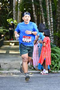 BIB: 2711
                            <button type="button" onclick="openModal(7032044)" class="btn btn-primary btn-sm float-right btn-popup" data-toggle="modal" data-target=".modal-high-quality">
                        <i class="fas fa-shopping-cart"></i> Add to Cart
                    </button>
                                            <button type="button" onclick="isThisMe(7032044, true)" class="btn btn-success btn-sm float-right btn-popup btn-isme hidden" data-toggle="tooltip" data-placement="bottom" title="นี่คือรูปของคุณใช่ไหม คลิกที่นี่เพื่อเอาเข้าอัลบั้ม">
                        <i class="fas fa-plus"></i> Add to album
                    </button>
                    <button type="button" onclick="isThisMe(7032044, false)" class="btn btn-warning btn-sm float-right btn-popup btn-isnotme hidden">
                        <i class="fas fa-ban"></i> Remove from album
                    </button>