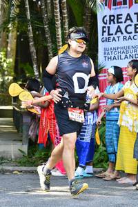 BIB: 1254
                            <button type="button" onclick="openModal(7042445)" class="btn btn-primary btn-sm float-right btn-popup" data-toggle="modal" data-target=".modal-high-quality">
                        <i class="fas fa-shopping-cart"></i> Add to Cart
                    </button>
                                            <button type="button" onclick="isThisMe(7042445, true)" class="btn btn-success btn-sm float-right btn-popup btn-isme hidden" data-toggle="tooltip" data-placement="bottom" title="นี่คือรูปของคุณใช่ไหม คลิกที่นี่เพื่อเอาเข้าอัลบั้ม">
                        <i class="fas fa-plus"></i> Add to album
                    </button>
                    <button type="button" onclick="isThisMe(7042445, false)" class="btn btn-warning btn-sm float-right btn-popup btn-isnotme hidden">
                        <i class="fas fa-ban"></i> Remove from album
                    </button>