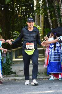 BIB: 1404
                            <button type="button" onclick="openModal(7024056)" class="btn btn-primary btn-sm float-right btn-popup" data-toggle="modal" data-target=".modal-high-quality">
                        <i class="fas fa-shopping-cart"></i> Add to Cart
                    </button>
                                            <button type="button" onclick="isThisMe(7024056, true)" class="btn btn-success btn-sm float-right btn-popup btn-isme hidden" data-toggle="tooltip" data-placement="bottom" title="นี่คือรูปของคุณใช่ไหม คลิกที่นี่เพื่อเอาเข้าอัลบั้ม">
                        <i class="fas fa-plus"></i> Add to album
                    </button>
                    <button type="button" onclick="isThisMe(7024056, false)" class="btn btn-warning btn-sm float-right btn-popup btn-isnotme hidden">
                        <i class="fas fa-ban"></i> Remove from album
                    </button>