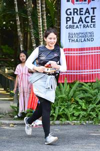 BIB: 1174
                            <button type="button" onclick="openModal(7031941)" class="btn btn-primary btn-sm float-right btn-popup" data-toggle="modal" data-target=".modal-high-quality">
                        <i class="fas fa-shopping-cart"></i> Add to Cart
                    </button>
                                            <button type="button" onclick="isThisMe(7031941, true)" class="btn btn-success btn-sm float-right btn-popup btn-isme hidden" data-toggle="tooltip" data-placement="bottom" title="นี่คือรูปของคุณใช่ไหม คลิกที่นี่เพื่อเอาเข้าอัลบั้ม">
                        <i class="fas fa-plus"></i> Add to album
                    </button>
                    <button type="button" onclick="isThisMe(7031941, false)" class="btn btn-warning btn-sm float-right btn-popup btn-isnotme hidden">
                        <i class="fas fa-ban"></i> Remove from album
                    </button>