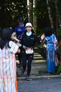 BIB: 1407, 1531
                            <button type="button" onclick="openModal(7042901)" class="btn btn-primary btn-sm float-right btn-popup" data-toggle="modal" data-target=".modal-high-quality">
                        <i class="fas fa-shopping-cart"></i> Add to Cart
                    </button>
                                            <button type="button" onclick="isThisMe(7042901, true)" class="btn btn-success btn-sm float-right btn-popup btn-isme hidden" data-toggle="tooltip" data-placement="bottom" title="นี่คือรูปของคุณใช่ไหม คลิกที่นี่เพื่อเอาเข้าอัลบั้ม">
                        <i class="fas fa-plus"></i> Add to album
                    </button>
                    <button type="button" onclick="isThisMe(7042901, false)" class="btn btn-warning btn-sm float-right btn-popup btn-isnotme hidden">
                        <i class="fas fa-ban"></i> Remove from album
                    </button>