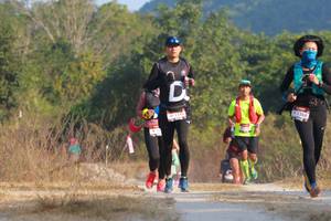 BIB: 1366
                            <button type="button" onclick="openModal(6897050)" class="btn btn-primary btn-sm float-right btn-popup" data-toggle="modal" data-target=".modal-high-quality">
                        <i class="fas fa-shopping-cart"></i> Add to Cart
                    </button>
                                            <button type="button" onclick="isThisMe(6897050, true)" class="btn btn-success btn-sm float-right btn-popup btn-isme hidden" data-toggle="tooltip" data-placement="bottom" title="นี่คือรูปของคุณใช่ไหม คลิกที่นี่เพื่อเอาเข้าอัลบั้ม">
                        <i class="fas fa-plus"></i> Add to album
                    </button>
                    <button type="button" onclick="isThisMe(6897050, false)" class="btn btn-warning btn-sm float-right btn-popup btn-isnotme hidden">
                        <i class="fas fa-ban"></i> Remove from album
                    </button>