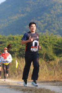 BIB: 1383
                            <button type="button" onclick="openModal(6898906)" class="btn btn-primary btn-sm float-right btn-popup" data-toggle="modal" data-target=".modal-high-quality">
                        <i class="fas fa-shopping-cart"></i> Add to Cart
                    </button>
                                            <button type="button" onclick="isThisMe(6898906, true)" class="btn btn-success btn-sm float-right btn-popup btn-isme hidden" data-toggle="tooltip" data-placement="bottom" title="นี่คือรูปของคุณใช่ไหม คลิกที่นี่เพื่อเอาเข้าอัลบั้ม">
                        <i class="fas fa-plus"></i> Add to album
                    </button>
                    <button type="button" onclick="isThisMe(6898906, false)" class="btn btn-warning btn-sm float-right btn-popup btn-isnotme hidden">
                        <i class="fas fa-ban"></i> Remove from album
                    </button>