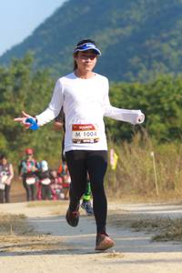 BIB: 1004
                            <button type="button" onclick="openModal(6900724)" class="btn btn-primary btn-sm float-right btn-popup" data-toggle="modal" data-target=".modal-high-quality">
                        <i class="fas fa-shopping-cart"></i> Add to Cart
                    </button>
                                            <button type="button" onclick="isThisMe(6900724, true)" class="btn btn-success btn-sm float-right btn-popup btn-isme hidden" data-toggle="tooltip" data-placement="bottom" title="นี่คือรูปของคุณใช่ไหม คลิกที่นี่เพื่อเอาเข้าอัลบั้ม">
                        <i class="fas fa-plus"></i> Add to album
                    </button>
                    <button type="button" onclick="isThisMe(6900724, false)" class="btn btn-warning btn-sm float-right btn-popup btn-isnotme hidden">
                        <i class="fas fa-ban"></i> Remove from album
                    </button>