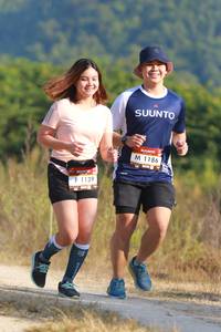 BIB: 1186, 1139
                            <button type="button" onclick="openModal(6903898)" class="btn btn-primary btn-sm float-right btn-popup" data-toggle="modal" data-target=".modal-high-quality">
                        <i class="fas fa-shopping-cart"></i> Add to Cart
                    </button>
                                            <button type="button" onclick="isThisMe(6903898, true)" class="btn btn-success btn-sm float-right btn-popup btn-isme hidden" data-toggle="tooltip" data-placement="bottom" title="นี่คือรูปของคุณใช่ไหม คลิกที่นี่เพื่อเอาเข้าอัลบั้ม">
                        <i class="fas fa-plus"></i> Add to album
                    </button>
                    <button type="button" onclick="isThisMe(6903898, false)" class="btn btn-warning btn-sm float-right btn-popup btn-isnotme hidden">
                        <i class="fas fa-ban"></i> Remove from album
                    </button>