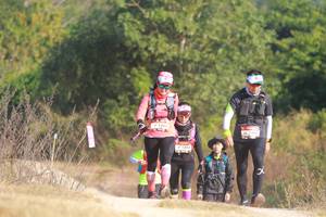 BIB: 1202, 1294
                            <button type="button" onclick="openModal(6904488)" class="btn btn-primary btn-sm float-right btn-popup" data-toggle="modal" data-target=".modal-high-quality">
                        <i class="fas fa-shopping-cart"></i> Add to Cart
                    </button>
                                            <button type="button" onclick="isThisMe(6904488, true)" class="btn btn-success btn-sm float-right btn-popup btn-isme hidden" data-toggle="tooltip" data-placement="bottom" title="นี่คือรูปของคุณใช่ไหม คลิกที่นี่เพื่อเอาเข้าอัลบั้ม">
                        <i class="fas fa-plus"></i> Add to album
                    </button>
                    <button type="button" onclick="isThisMe(6904488, false)" class="btn btn-warning btn-sm float-right btn-popup btn-isnotme hidden">
                        <i class="fas fa-ban"></i> Remove from album
                    </button>