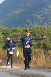 BIB: 1201
                            <button type="button" onclick="openModal(6896030)" class="btn btn-primary btn-sm float-right btn-popup" data-toggle="modal" data-target=".modal-high-quality">
                        <i class="fas fa-shopping-cart"></i> Add to Cart
                    </button>
                                            <button type="button" onclick="isThisMe(6896030, true)" class="btn btn-success btn-sm float-right btn-popup btn-isme hidden" data-toggle="tooltip" data-placement="bottom" title="นี่คือรูปของคุณใช่ไหม คลิกที่นี่เพื่อเอาเข้าอัลบั้ม">
                        <i class="fas fa-plus"></i> Add to album
                    </button>
                    <button type="button" onclick="isThisMe(6896030, false)" class="btn btn-warning btn-sm float-right btn-popup btn-isnotme hidden">
                        <i class="fas fa-ban"></i> Remove from album
                    </button>