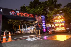 BIB: 1251, 004246, 000000
                            <button type="button" onclick="openModal(7139659)" class="btn btn-primary btn-sm float-right btn-popup" data-toggle="modal" data-target=".modal-high-quality">
                        <i class="fas fa-shopping-cart"></i> Add to Cart
                    </button>
                                            <button type="button" onclick="isThisMe(7139659, true)" class="btn btn-success btn-sm float-right btn-popup btn-isme hidden" data-toggle="tooltip" data-placement="bottom" title="นี่คือรูปของคุณใช่ไหม คลิกที่นี่เพื่อเอาเข้าอัลบั้ม">
                        <i class="fas fa-plus"></i> Add to album
                    </button>
                    <button type="button" onclick="isThisMe(7139659, false)" class="btn btn-warning btn-sm float-right btn-popup btn-isnotme hidden">
                        <i class="fas fa-ban"></i> Remove from album
                    </button>