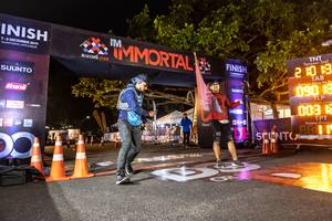 BIB: 1013, 090
                            <button type="button" onclick="openModal(7139631)" class="btn btn-primary btn-sm float-right btn-popup" data-toggle="modal" data-target=".modal-high-quality">
                        <i class="fas fa-shopping-cart"></i> Add to Cart
                    </button>
                                            <button type="button" onclick="isThisMe(7139631, true)" class="btn btn-success btn-sm float-right btn-popup btn-isme hidden" data-toggle="tooltip" data-placement="bottom" title="นี่คือรูปของคุณใช่ไหม คลิกที่นี่เพื่อเอาเข้าอัลบั้ม">
                        <i class="fas fa-plus"></i> Add to album
                    </button>
                    <button type="button" onclick="isThisMe(7139631, false)" class="btn btn-warning btn-sm float-right btn-popup btn-isnotme hidden">
                        <i class="fas fa-ban"></i> Remove from album
                    </button>