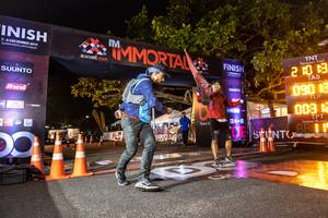 BIB: 209, 21013, 060
                            <button type="button" onclick="openModal(7139630)" class="btn btn-primary btn-sm float-right btn-popup" data-toggle="modal" data-target=".modal-high-quality">
                        <i class="fas fa-shopping-cart"></i> Add to Cart
                    </button>
                                            <button type="button" onclick="isThisMe(7139630, true)" class="btn btn-success btn-sm float-right btn-popup btn-isme hidden" data-toggle="tooltip" data-placement="bottom" title="นี่คือรูปของคุณใช่ไหม คลิกที่นี่เพื่อเอาเข้าอัลบั้ม">
                        <i class="fas fa-plus"></i> Add to album
                    </button>
                    <button type="button" onclick="isThisMe(7139630, false)" class="btn btn-warning btn-sm float-right btn-popup btn-isnotme hidden">
                        <i class="fas fa-ban"></i> Remove from album
                    </button>