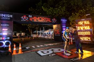 BIB: 209, 192756, 012156, 000000, 42804
                            <button type="button" onclick="openModal(7139576)" class="btn btn-primary btn-sm float-right btn-popup" data-toggle="modal" data-target=".modal-high-quality">
                        <i class="fas fa-shopping-cart"></i> Add to Cart
                    </button>
                                            <button type="button" onclick="isThisMe(7139576, true)" class="btn btn-success btn-sm float-right btn-popup btn-isme hidden" data-toggle="tooltip" data-placement="bottom" title="นี่คือรูปของคุณใช่ไหม คลิกที่นี่เพื่อเอาเข้าอัลบั้ม">
                        <i class="fas fa-plus"></i> Add to album
                    </button>
                    <button type="button" onclick="isThisMe(7139576, false)" class="btn btn-warning btn-sm float-right btn-popup btn-isnotme hidden">
                        <i class="fas fa-ban"></i> Remove from album
                    </button>