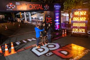 BIB: 185322, 065322, 000000, 035329
                            <button type="button" onclick="openModal(7139543)" class="btn btn-primary btn-sm float-right btn-popup" data-toggle="modal" data-target=".modal-high-quality">
                        <i class="fas fa-shopping-cart"></i> Add to Cart
                    </button>
                                            <button type="button" onclick="isThisMe(7139543, true)" class="btn btn-success btn-sm float-right btn-popup btn-isme hidden" data-toggle="tooltip" data-placement="bottom" title="นี่คือรูปของคุณใช่ไหม คลิกที่นี่เพื่อเอาเข้าอัลบั้ม">
                        <i class="fas fa-plus"></i> Add to album
                    </button>
                    <button type="button" onclick="isThisMe(7139543, false)" class="btn btn-warning btn-sm float-right btn-popup btn-isnotme hidden">
                        <i class="fas fa-ban"></i> Remove from album
                    </button>