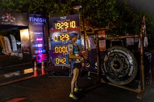 BIB: 1929, 0129, 042
                            <button type="button" onclick="openModal(7139600)" class="btn btn-primary btn-sm float-right btn-popup" data-toggle="modal" data-target=".modal-high-quality">
                        <i class="fas fa-shopping-cart"></i> Add to Cart
                    </button>
                                            <button type="button" onclick="isThisMe(7139600, true)" class="btn btn-success btn-sm float-right btn-popup btn-isme hidden" data-toggle="tooltip" data-placement="bottom" title="นี่คือรูปของคุณใช่ไหม คลิกที่นี่เพื่อเอาเข้าอัลบั้ม">
                        <i class="fas fa-plus"></i> Add to album
                    </button>
                    <button type="button" onclick="isThisMe(7139600, false)" class="btn btn-warning btn-sm float-right btn-popup btn-isnotme hidden">
                        <i class="fas fa-ban"></i> Remove from album
                    </button>