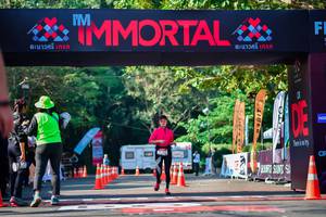 BIB: 413
                            <button type="button" onclick="openModal(7146082)" class="btn btn-primary btn-sm float-right btn-popup" data-toggle="modal" data-target=".modal-high-quality">
                        <i class="fas fa-shopping-cart"></i> Add to Cart
                    </button>
                                            <button type="button" onclick="isThisMe(7146082, true)" class="btn btn-success btn-sm float-right btn-popup btn-isme hidden" data-toggle="tooltip" data-placement="bottom" title="นี่คือรูปของคุณใช่ไหม คลิกที่นี่เพื่อเอาเข้าอัลบั้ม">
                        <i class="fas fa-plus"></i> Add to album
                    </button>
                    <button type="button" onclick="isThisMe(7146082, false)" class="btn btn-warning btn-sm float-right btn-popup btn-isnotme hidden">
                        <i class="fas fa-ban"></i> Remove from album
                    </button>