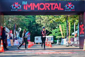 BIB: 013
                            <button type="button" onclick="openModal(7145974)" class="btn btn-primary btn-sm float-right btn-popup" data-toggle="modal" data-target=".modal-high-quality">
                        <i class="fas fa-shopping-cart"></i> Add to Cart
                    </button>
                                            <button type="button" onclick="isThisMe(7145974, true)" class="btn btn-success btn-sm float-right btn-popup btn-isme hidden" data-toggle="tooltip" data-placement="bottom" title="นี่คือรูปของคุณใช่ไหม คลิกที่นี่เพื่อเอาเข้าอัลบั้ม">
                        <i class="fas fa-plus"></i> Add to album
                    </button>
                    <button type="button" onclick="isThisMe(7145974, false)" class="btn btn-warning btn-sm float-right btn-popup btn-isnotme hidden">
                        <i class="fas fa-ban"></i> Remove from album
                    </button>